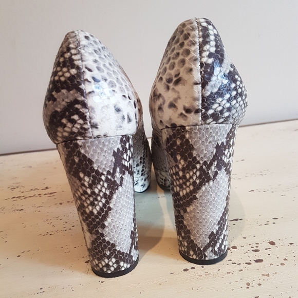 ❤Brown's Couture❤ platform snakeskin leather heel - Picture 3 of 7